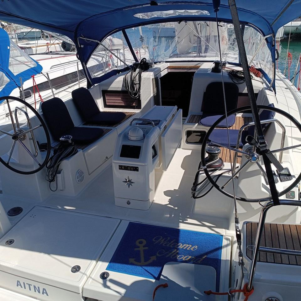 Sun Odyssey 440 - 4 cab., picture 3