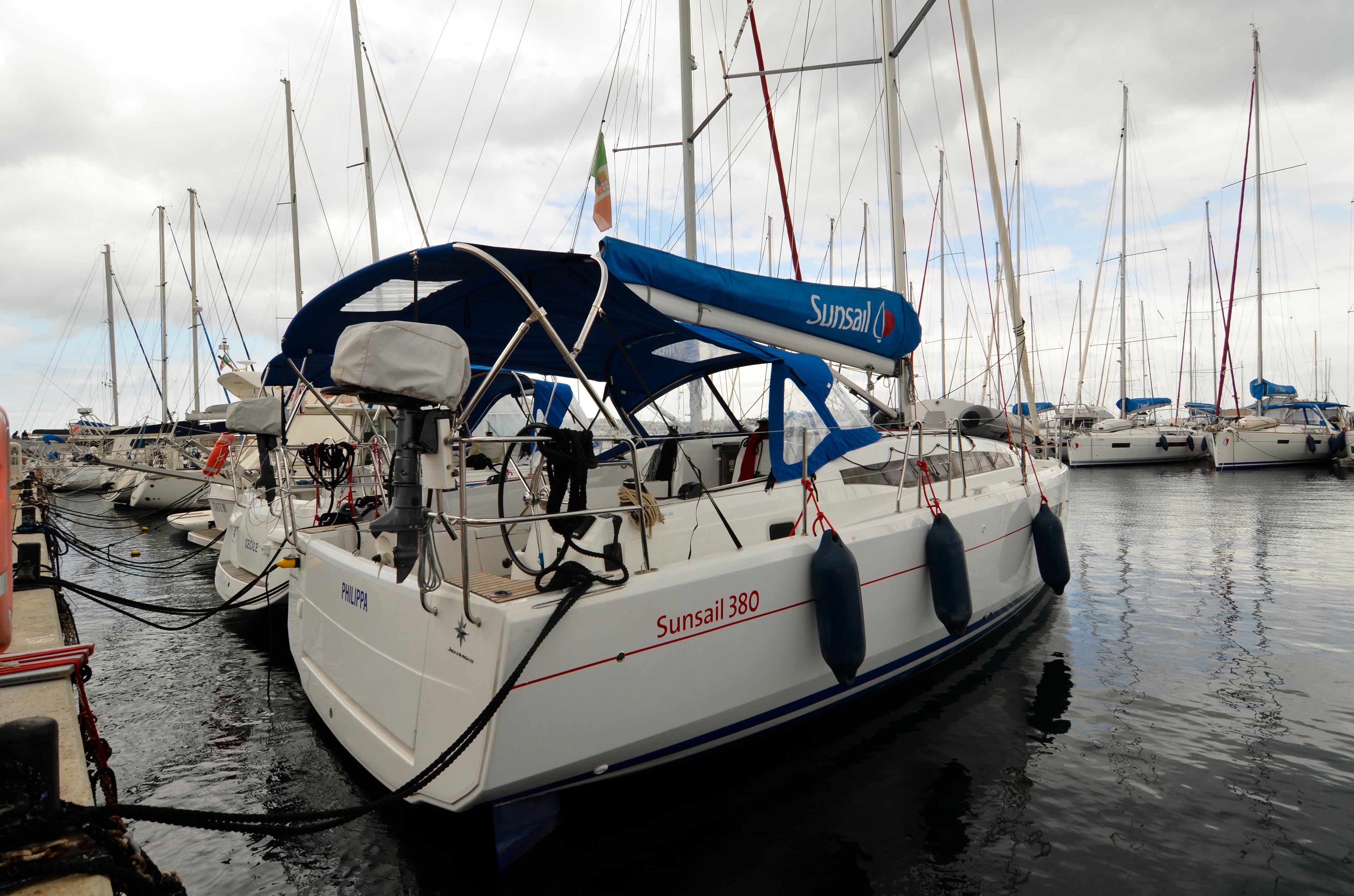 Sun Odyssey 380 - 3 cab., picture 4