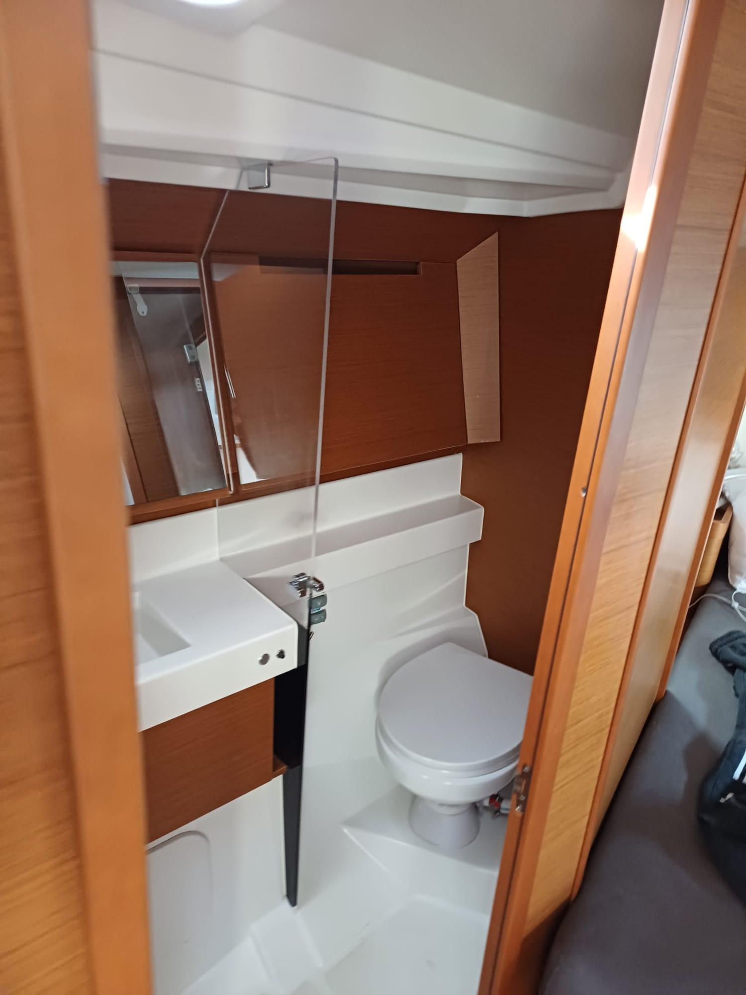 Sun Odyssey 410 - 3 cab., picture 5