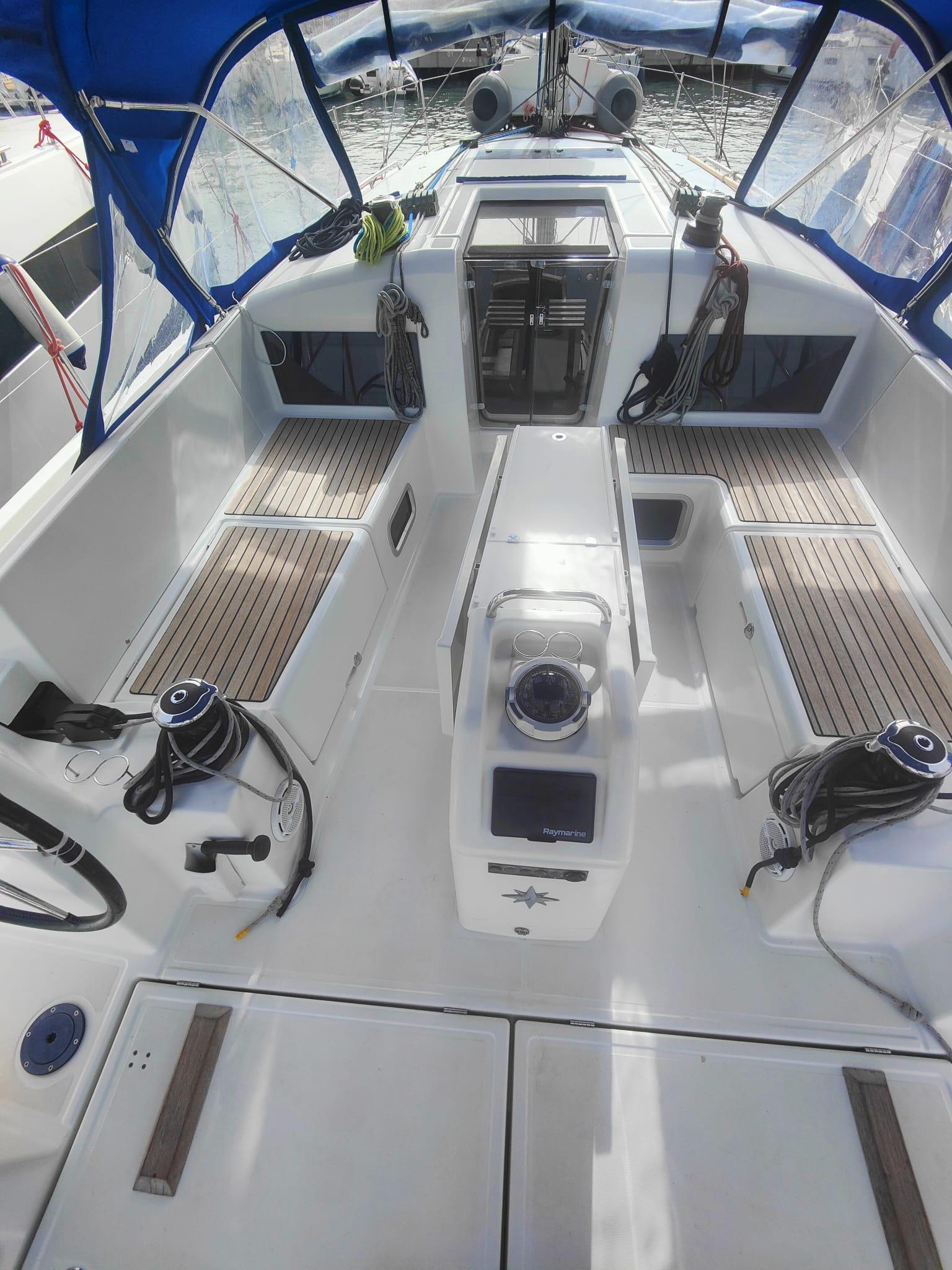 Sun Odyssey 440 - 4 cab., picture 5