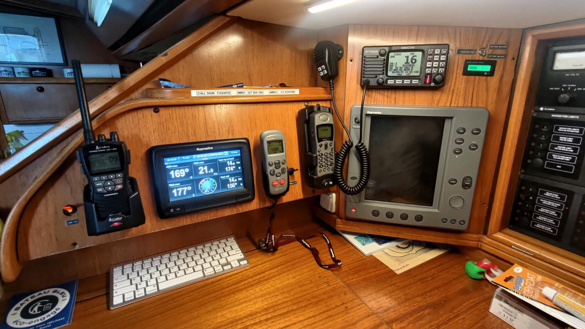 Sun Odyssey 52.2 - 4 cab. - Slow, picture 8