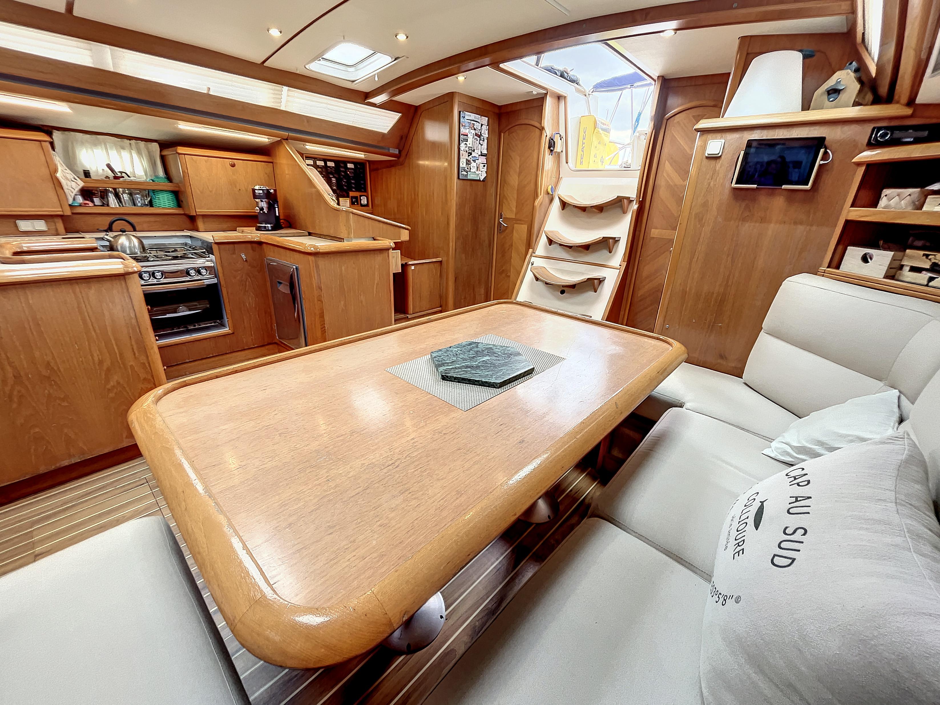 Sun Odyssey 52.2 - 4 cab. - Slow, picture 6