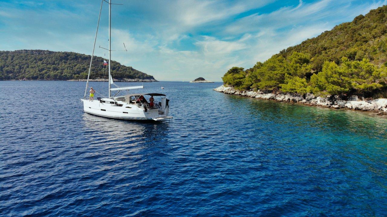 Dufour 460 GL, picture 4