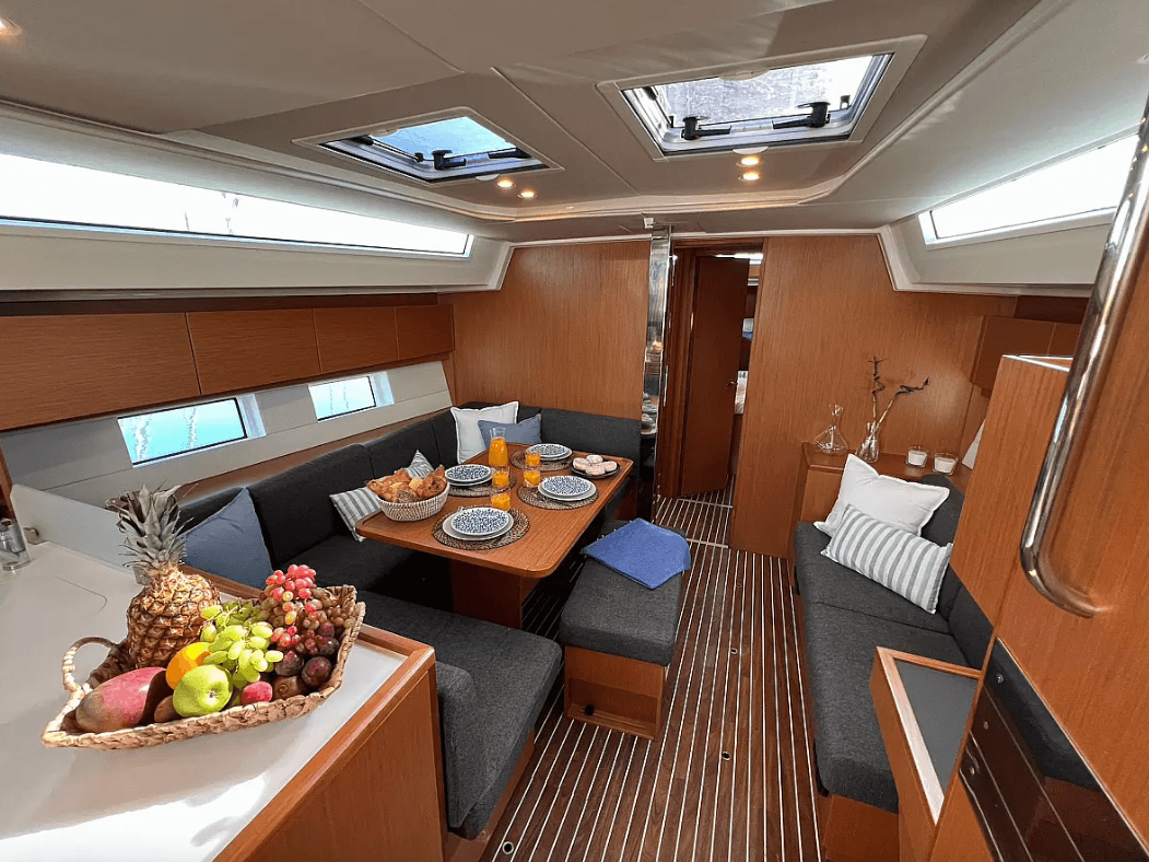 Bavaria C45 - 5 cab., picture 6