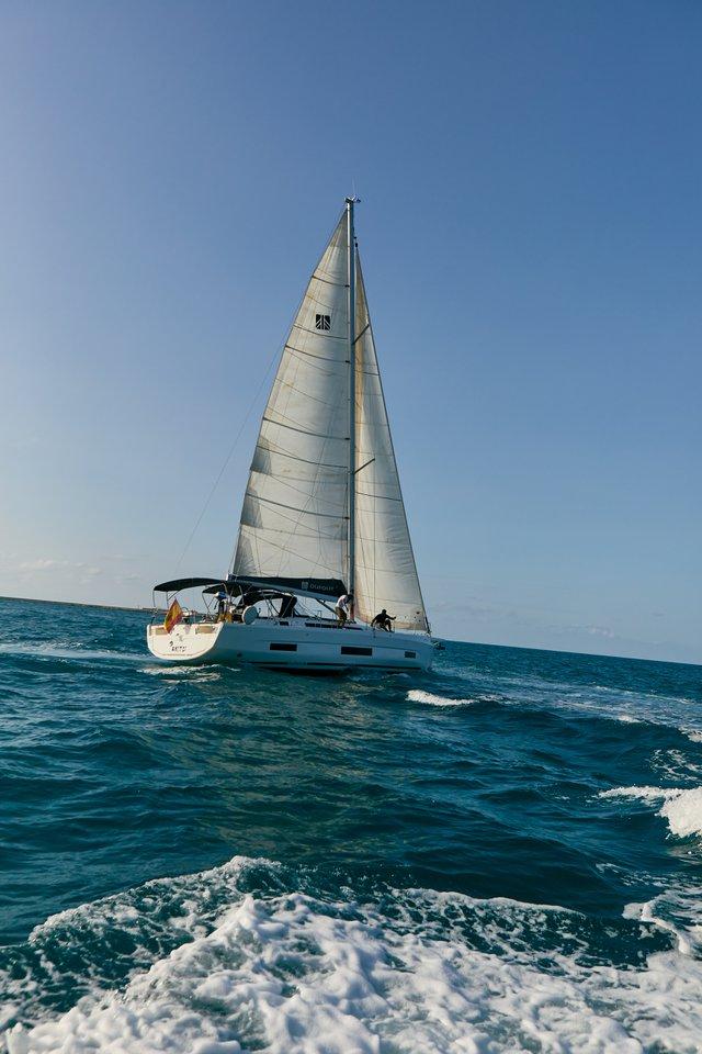 Dufour 470 - 5 + 1 cab. - Kaito, picture 7