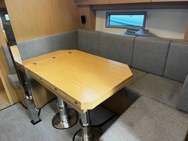 Bavaria C38, picture 4