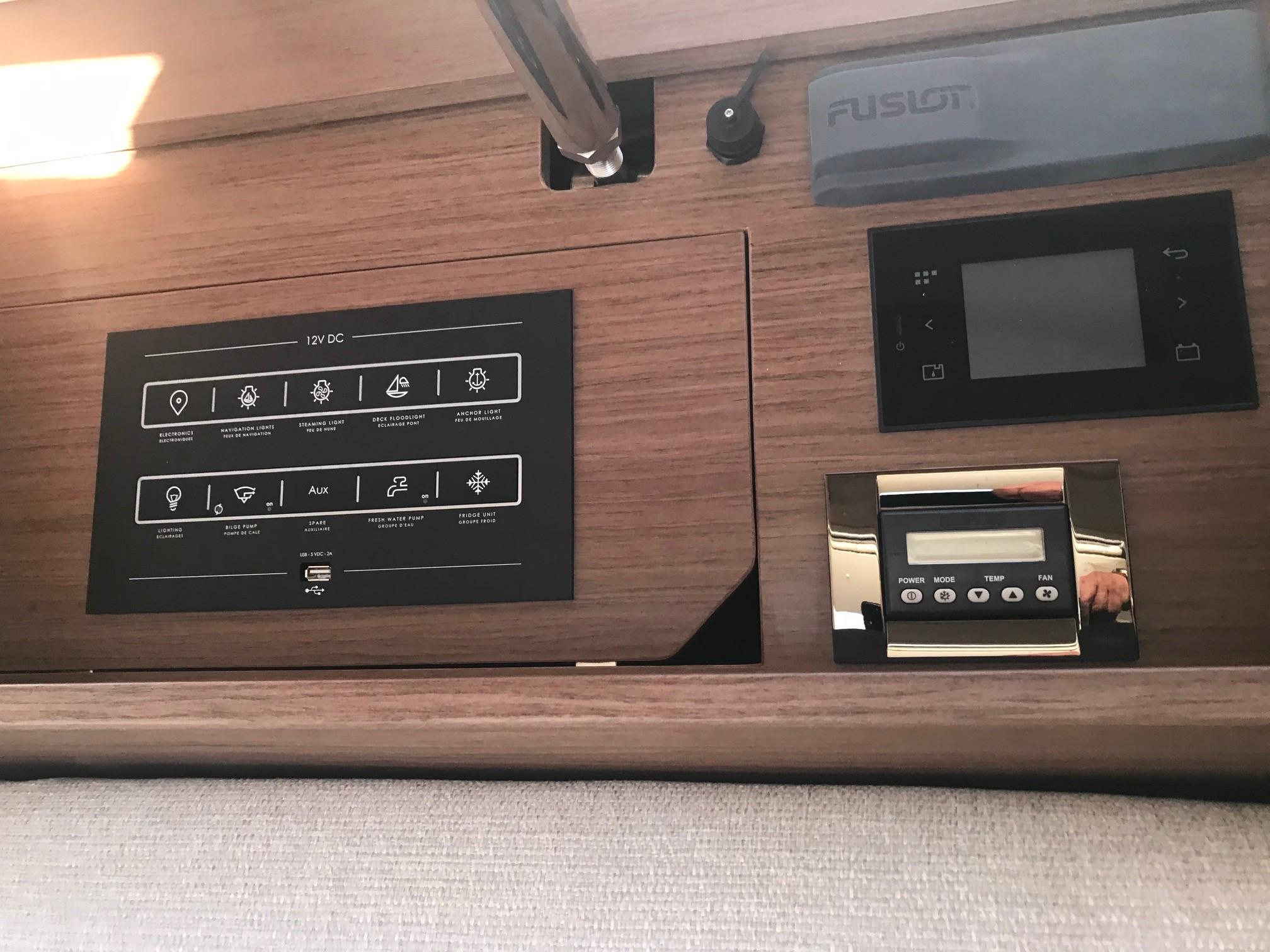 Oceanis 51.1 - 5 + 1 cab., picture 21