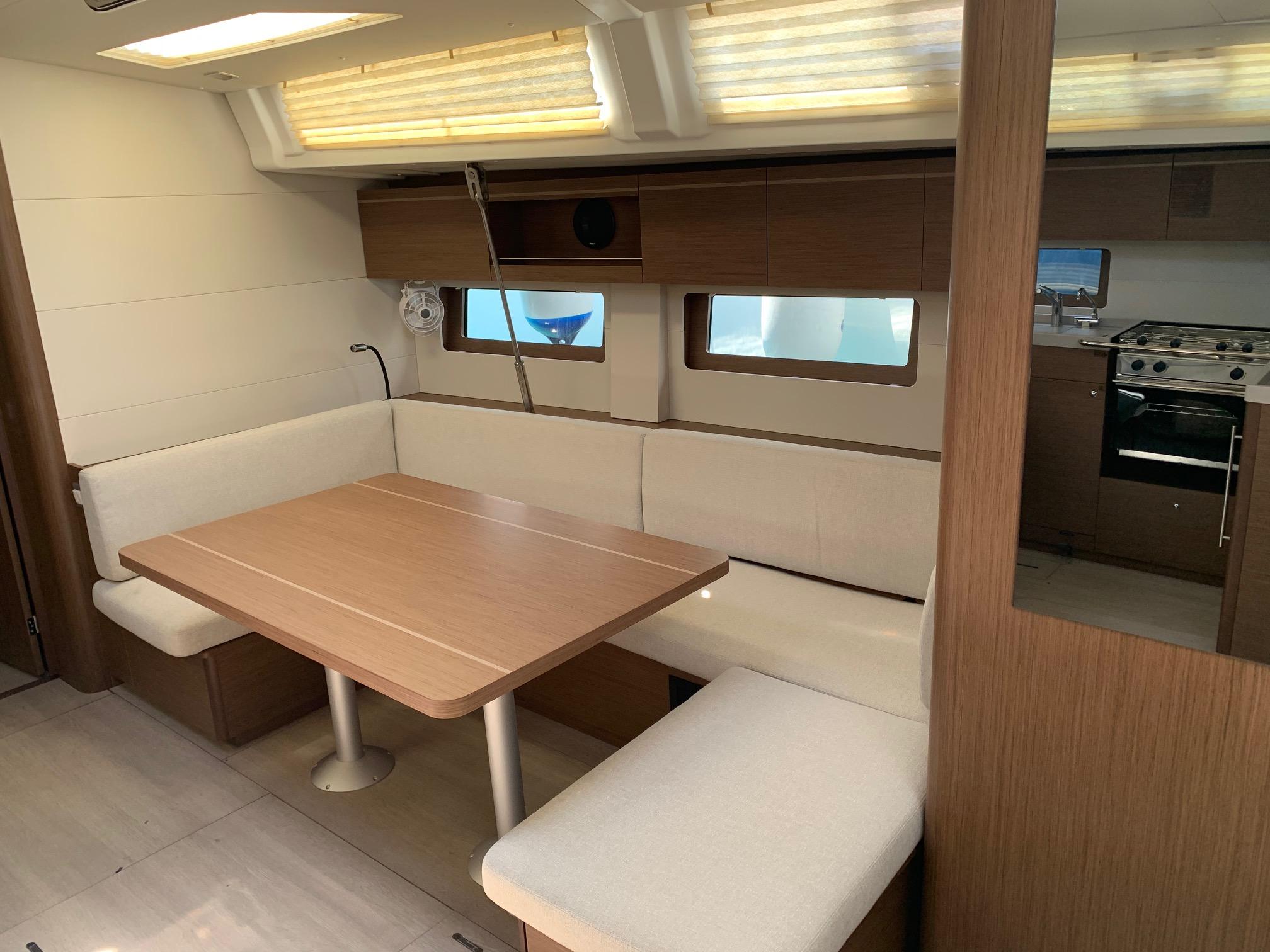 Oceanis 51.1 - 5 + 1 cab., picture 16