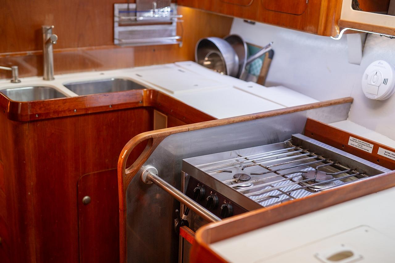 Dolphin 50, picture 22