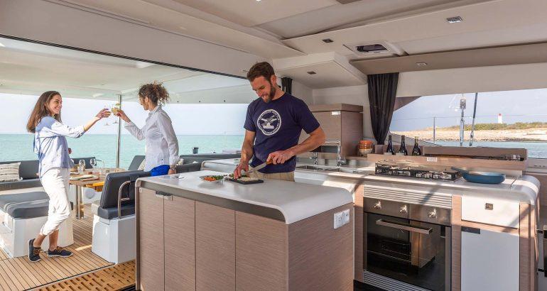 Fountaine Pajot Aura 51 SMART ELECTRIC - 6 + 2 cab., picture 8