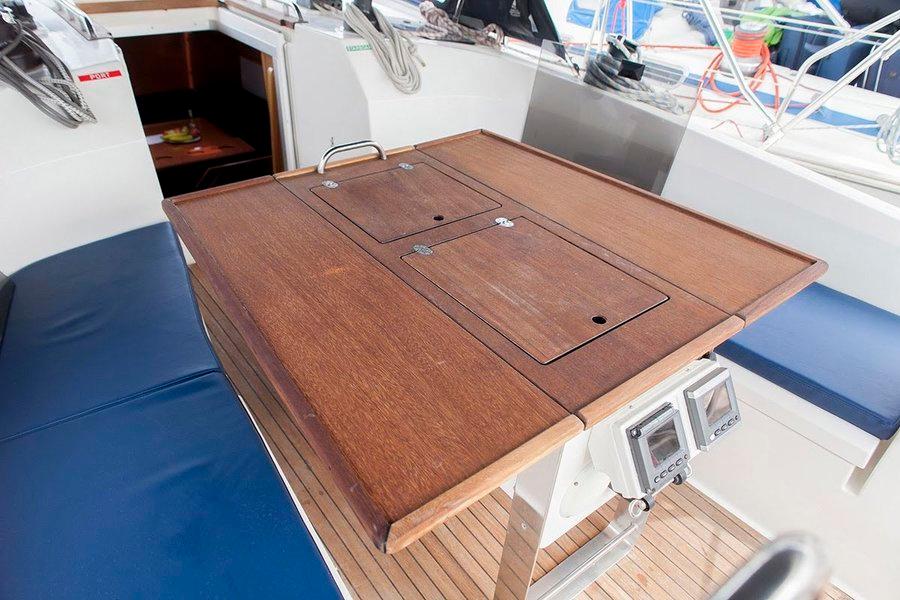 Bavaria Cruiser 40, picture 8