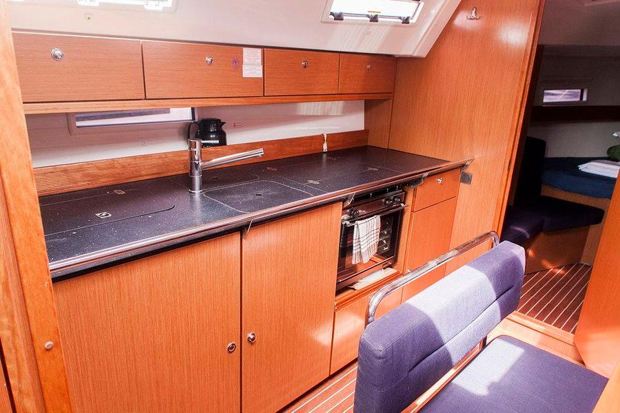 Bavaria Cruiser 40, picture 13