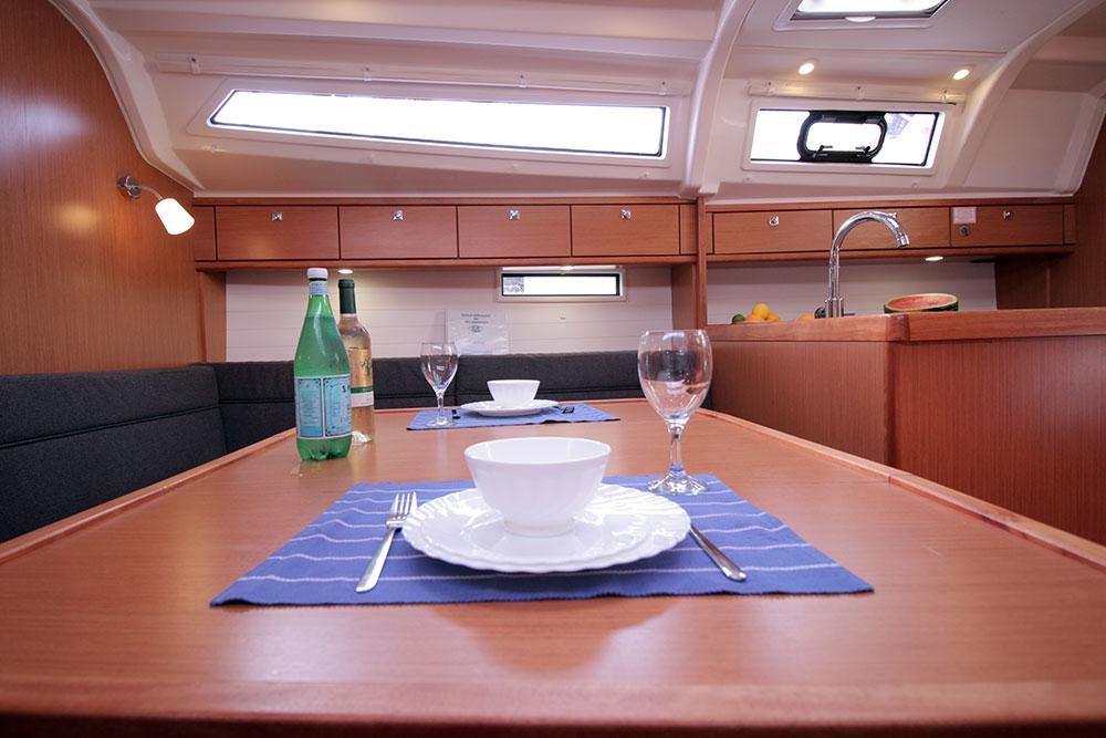 Bavaria Cruiser 37 - 3 cab. - Black Pearl, picture 7