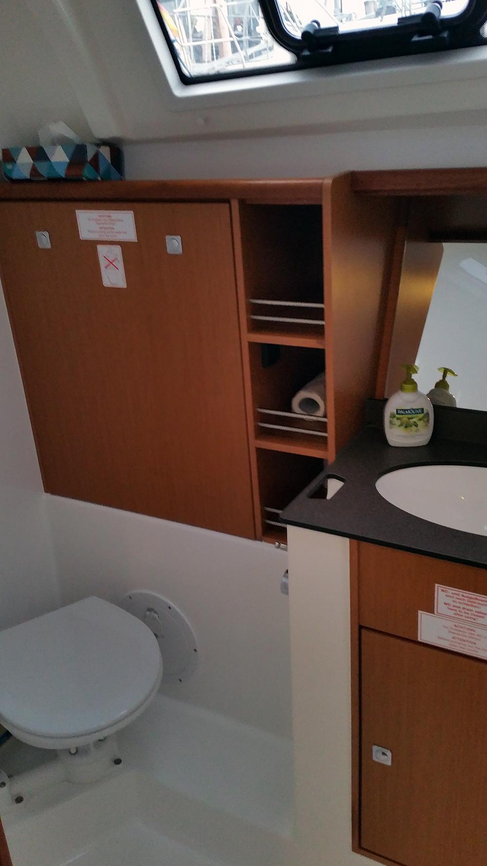 Bavaria Cruiser 41 - 3 cab. - Fireball, picture 12