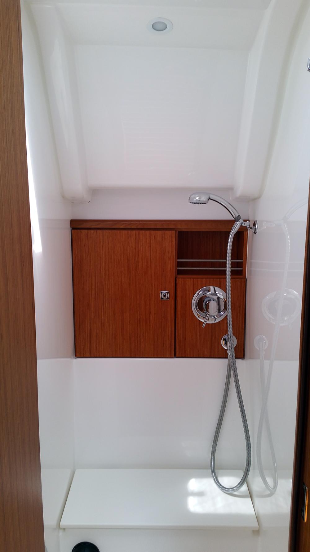 Bavaria Cruiser 51, picture 12