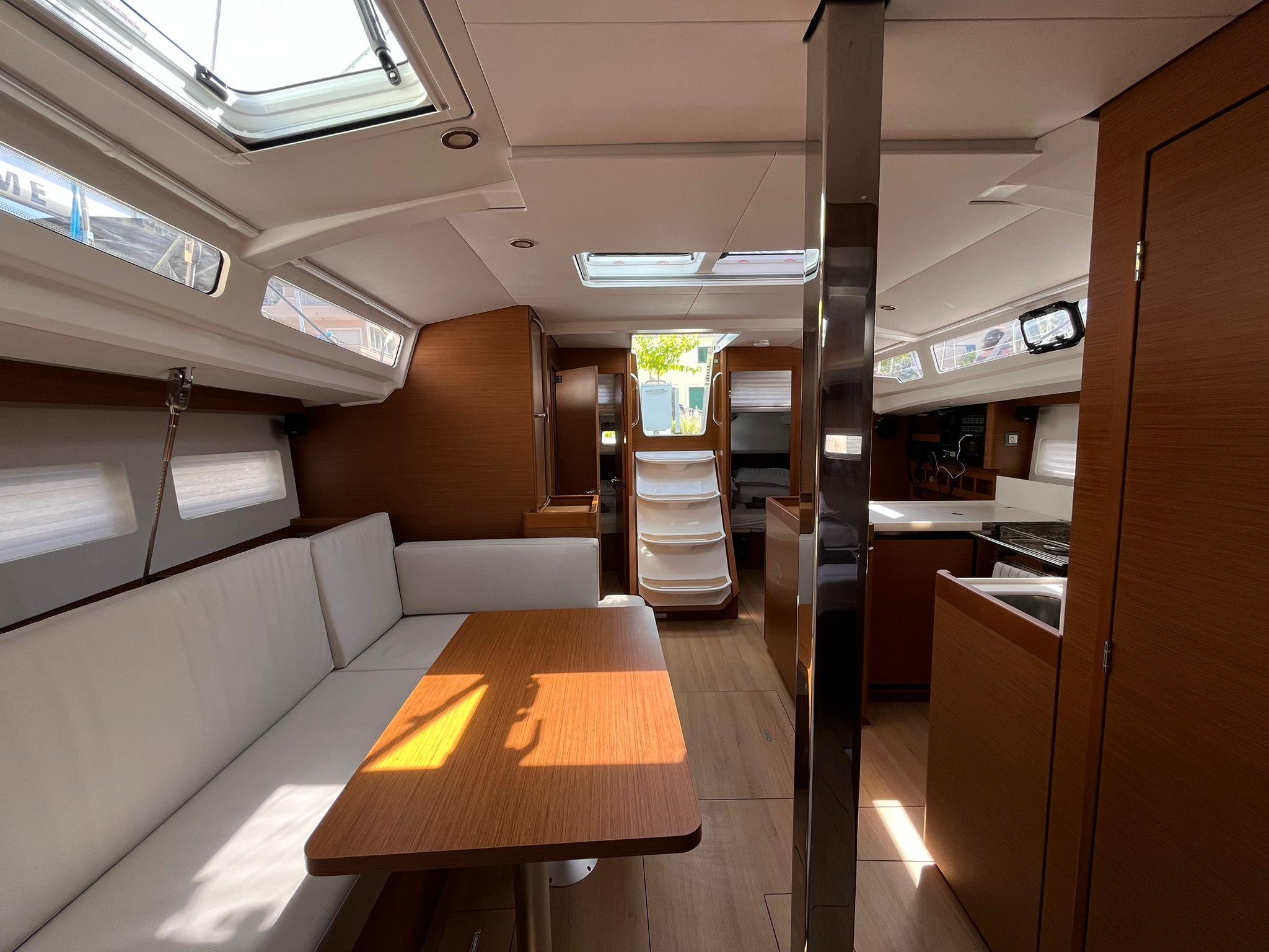 Sun Odyssey 440 - 4 cab., picture 6