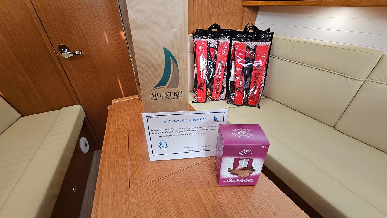 Bavaria Cruiser 34 Style - 3 cab., picture 8