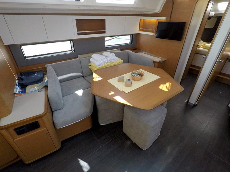 Dufour 44 - 4 cab, picture 8