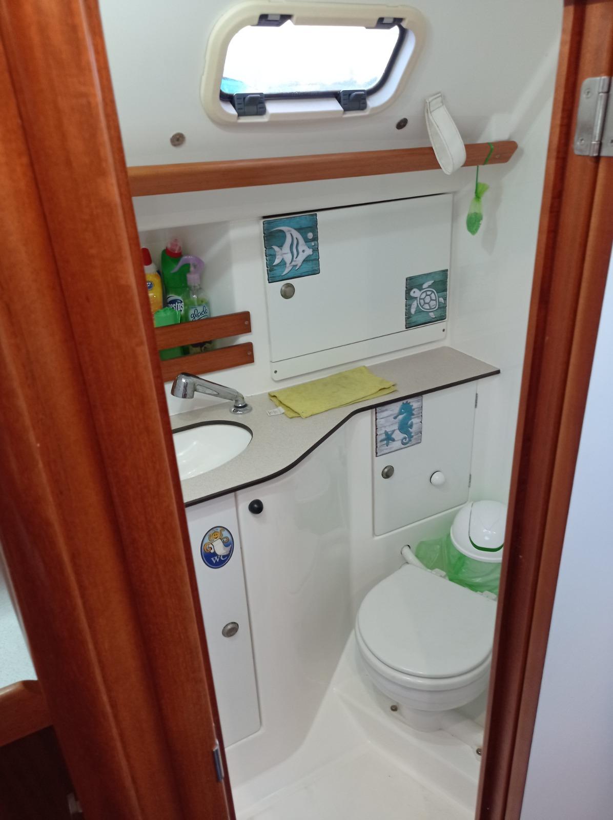 Dufour 36 Classic, picture 10