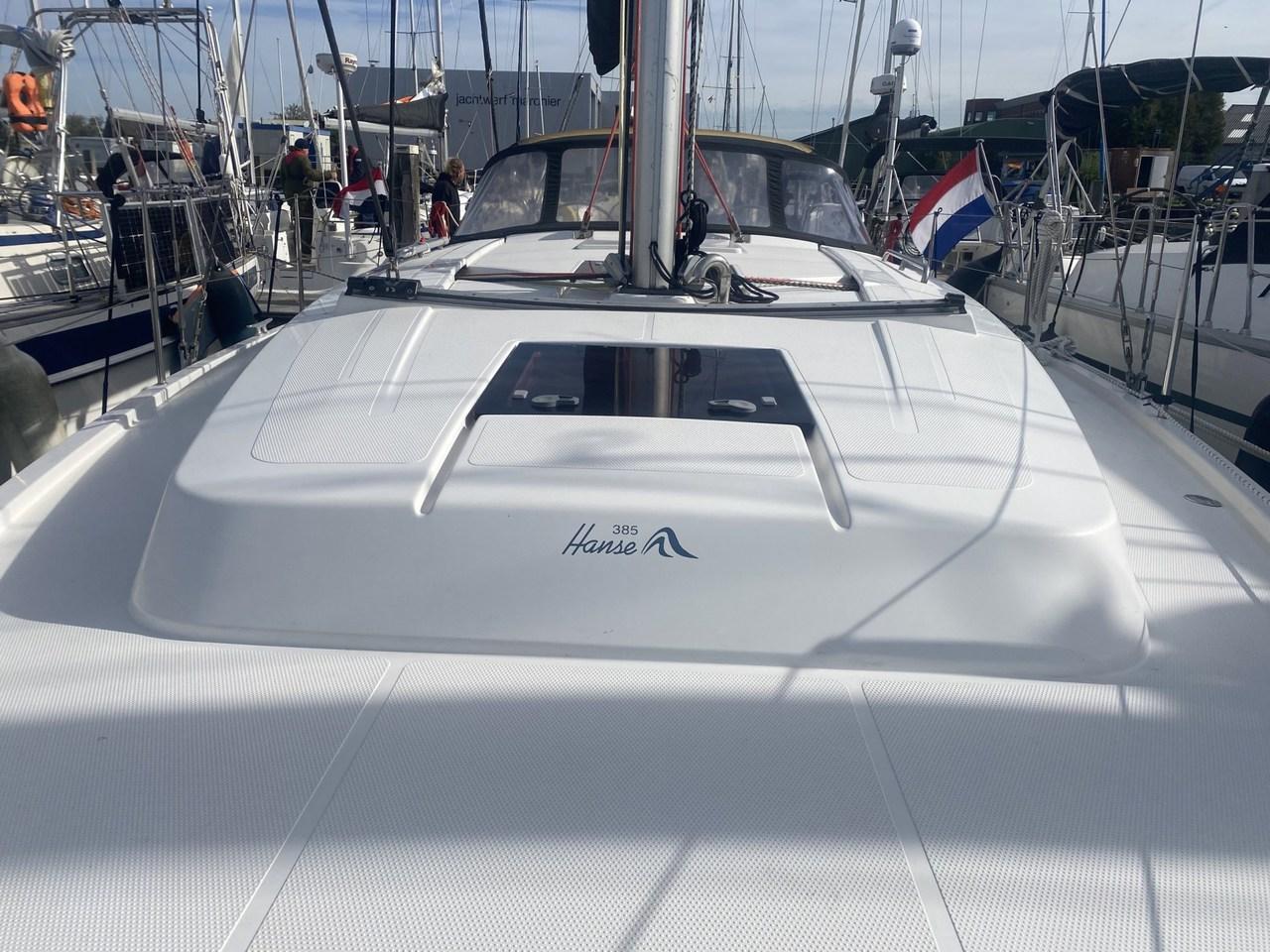 Hanse 385, picture 4
