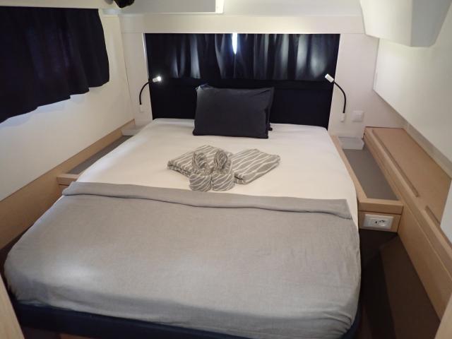 Fountaine Pajot Saona 47 - 5 cab., picture 16