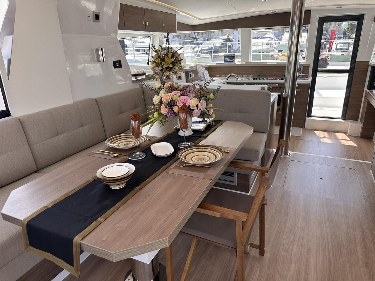 Bali 4.2 - 4 + 1 cab., picture 19