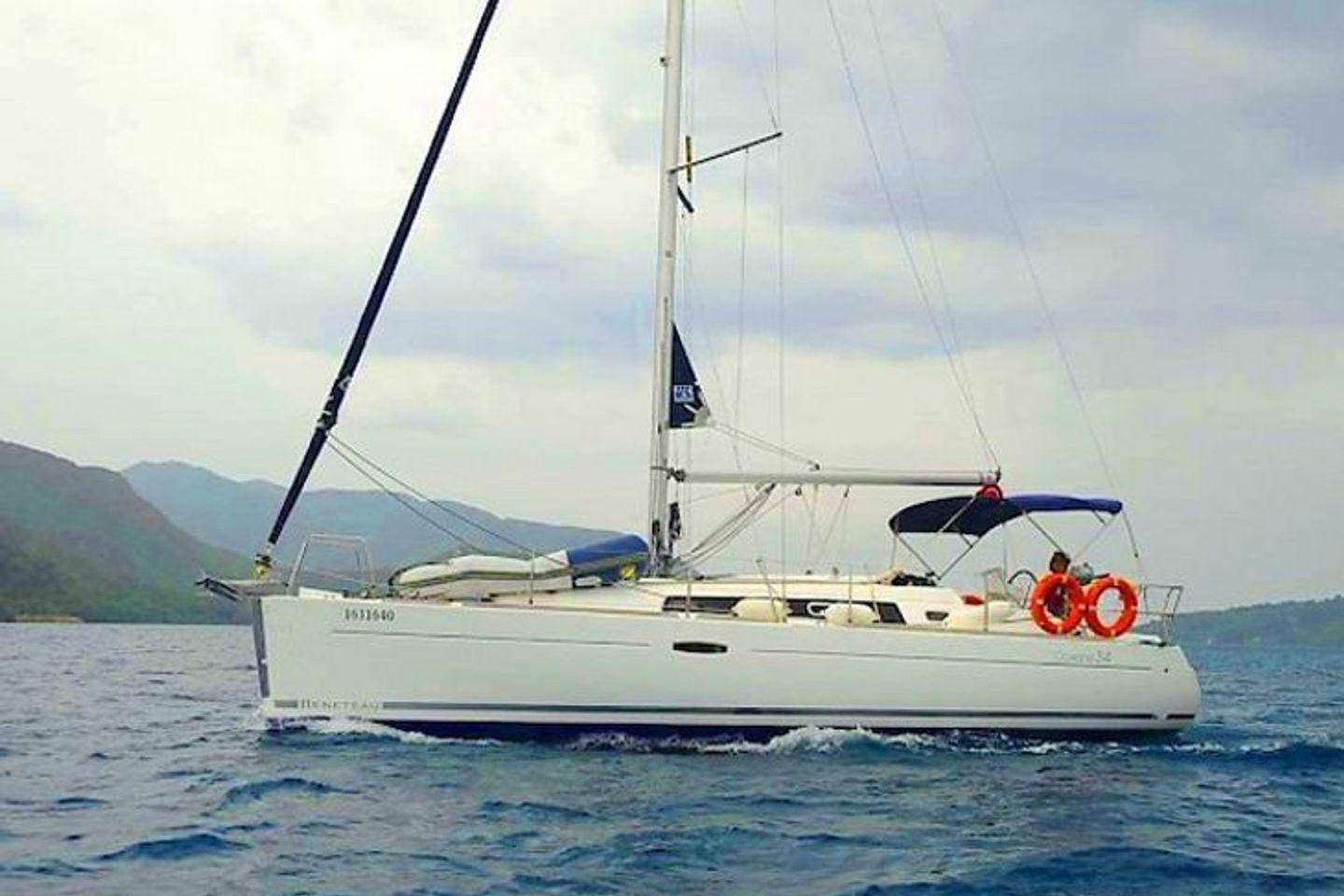 Oceanis 34, picture 7