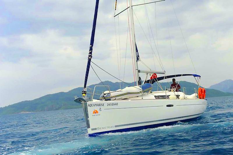 Oceanis 34, picture 3