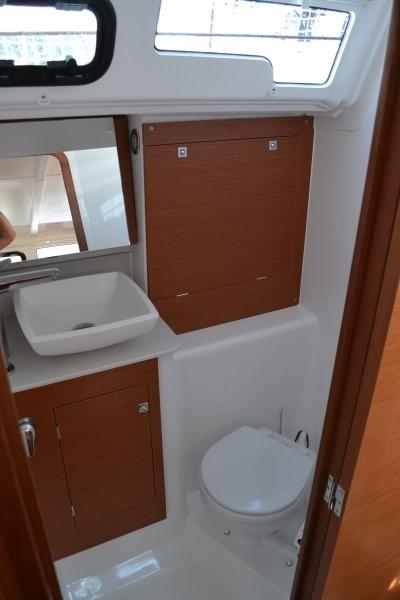 Dufour 360 GL - 3 cab., picture 11