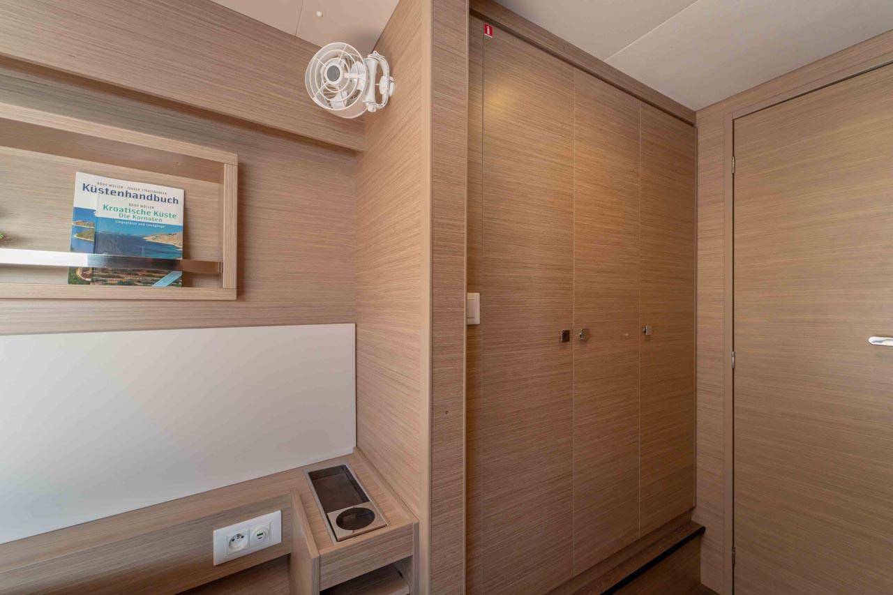 Lagoon 43 - 4 + 2 cab., picture 21