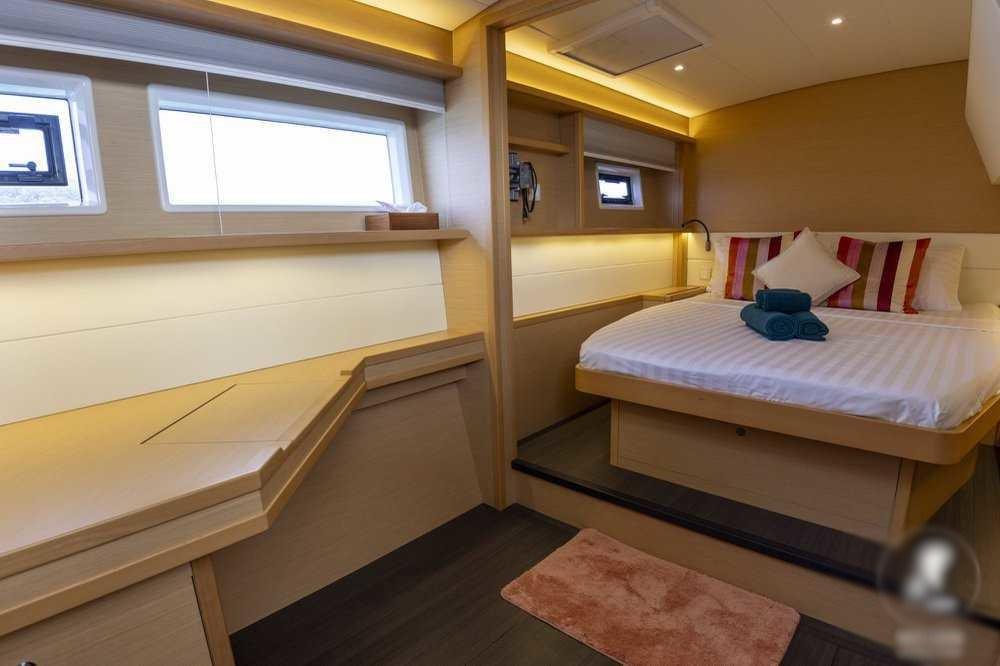 Lagoon 52 F - 4 + 2 cab., picture 16