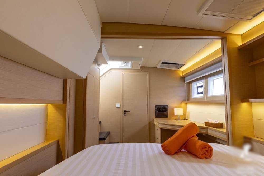 Lagoon 52 F - 4 + 2 cab., picture 17