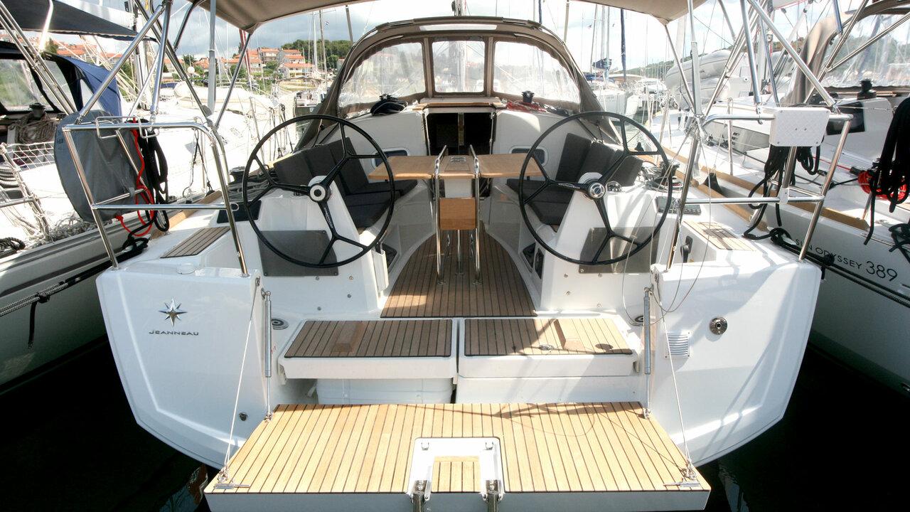 Sun Odyssey 349 - 2 cab., picture 3