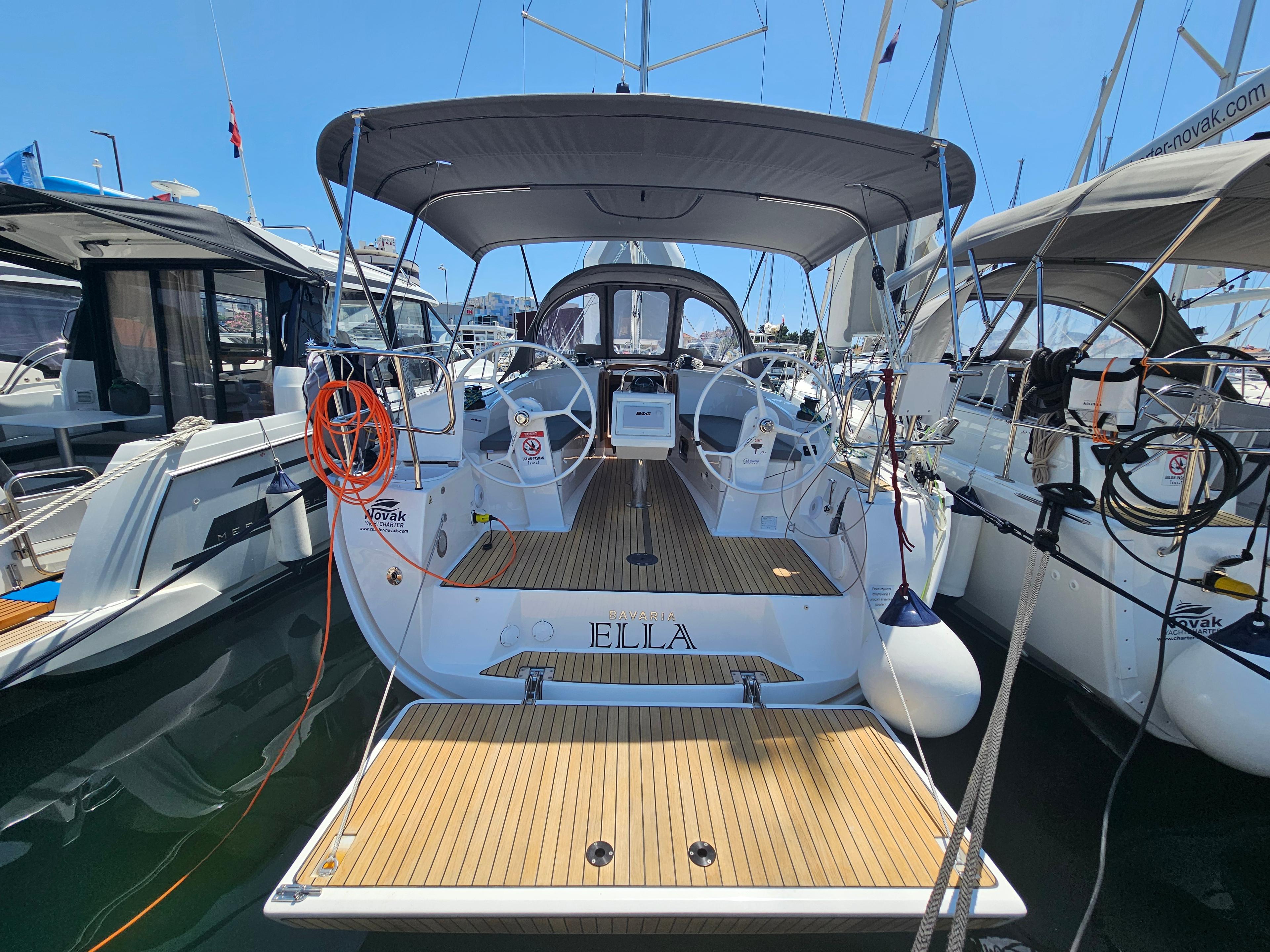 Bavaria Cruiser 34, picture 1