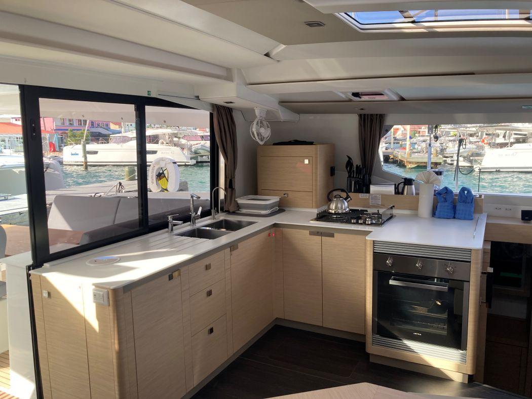 Fountaine Pajot Tanna 47 Maestro - 3 cab., picture 11