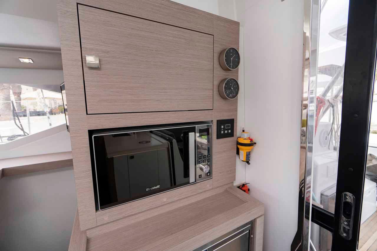 Fountaine Pajot Astrea 42 - 4 + 2 cab., picture 18