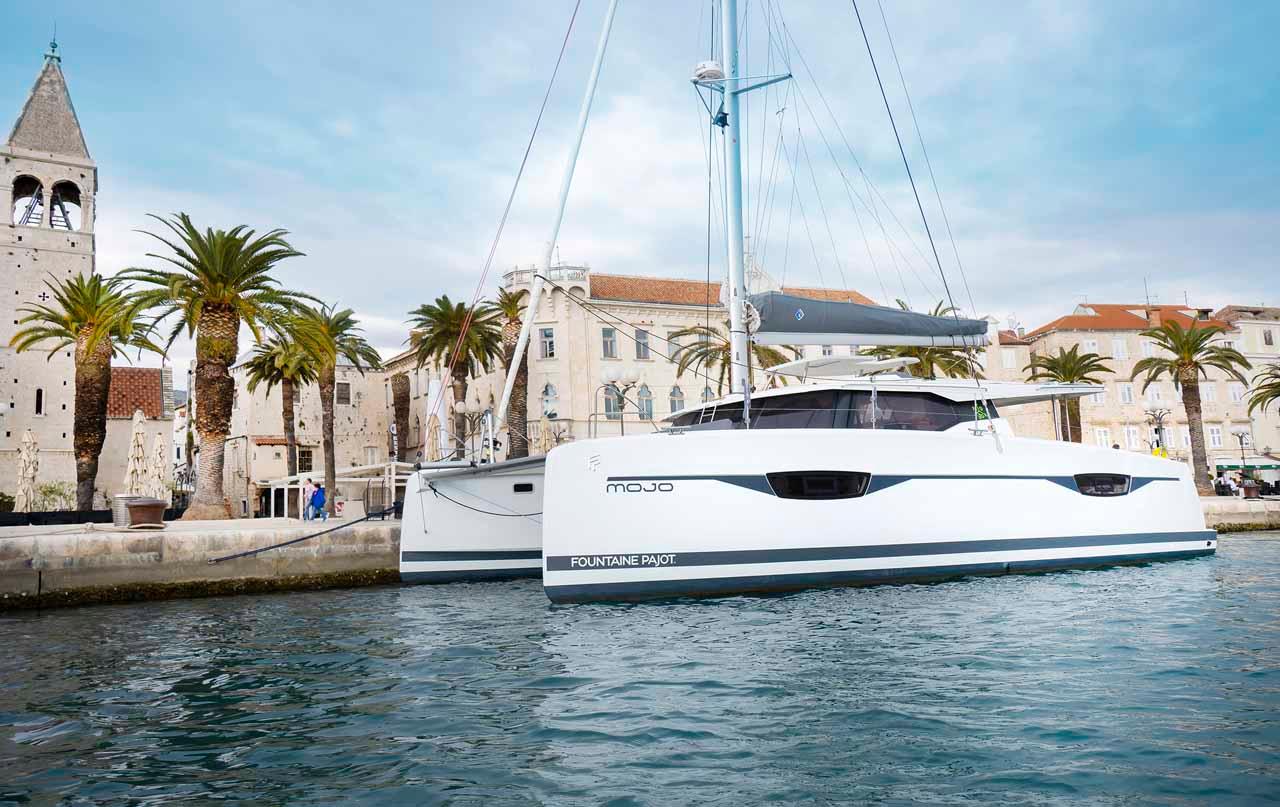 Fountaine Pajot Astrea 42 - 4 + 2 cab., picture 1
