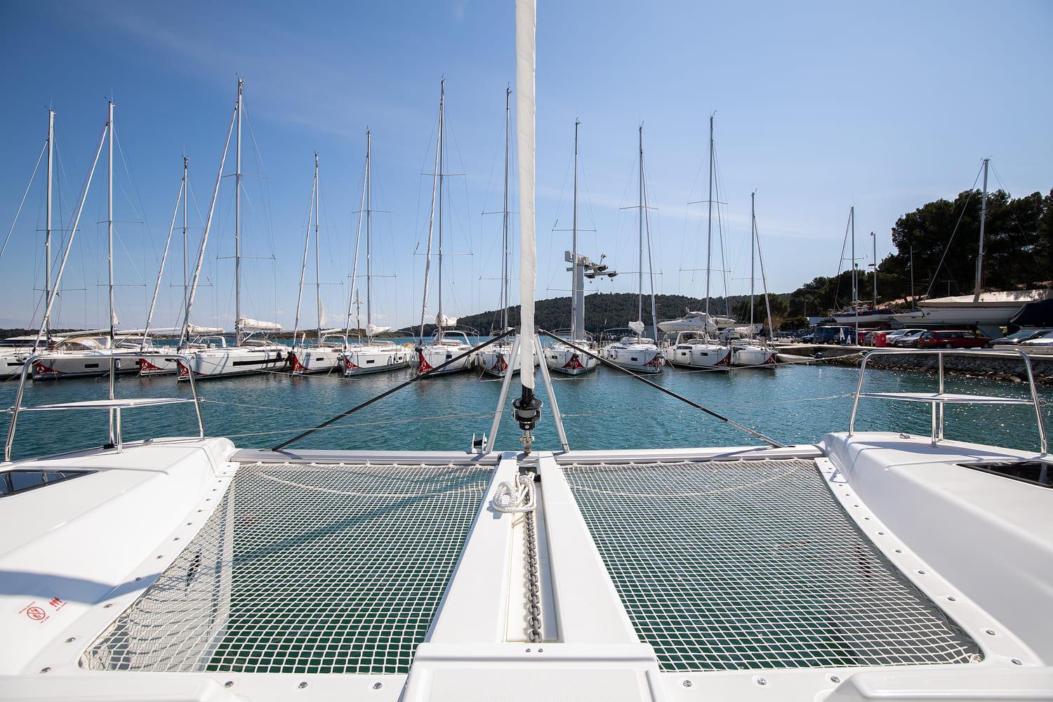 Lagoon 46 - 4 + 2 cab., picture 5