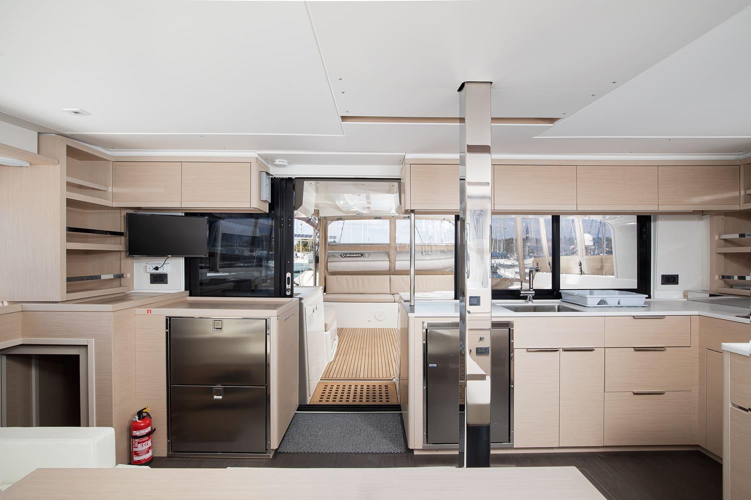 Lagoon 46 - 4 + 2 cab., picture 13