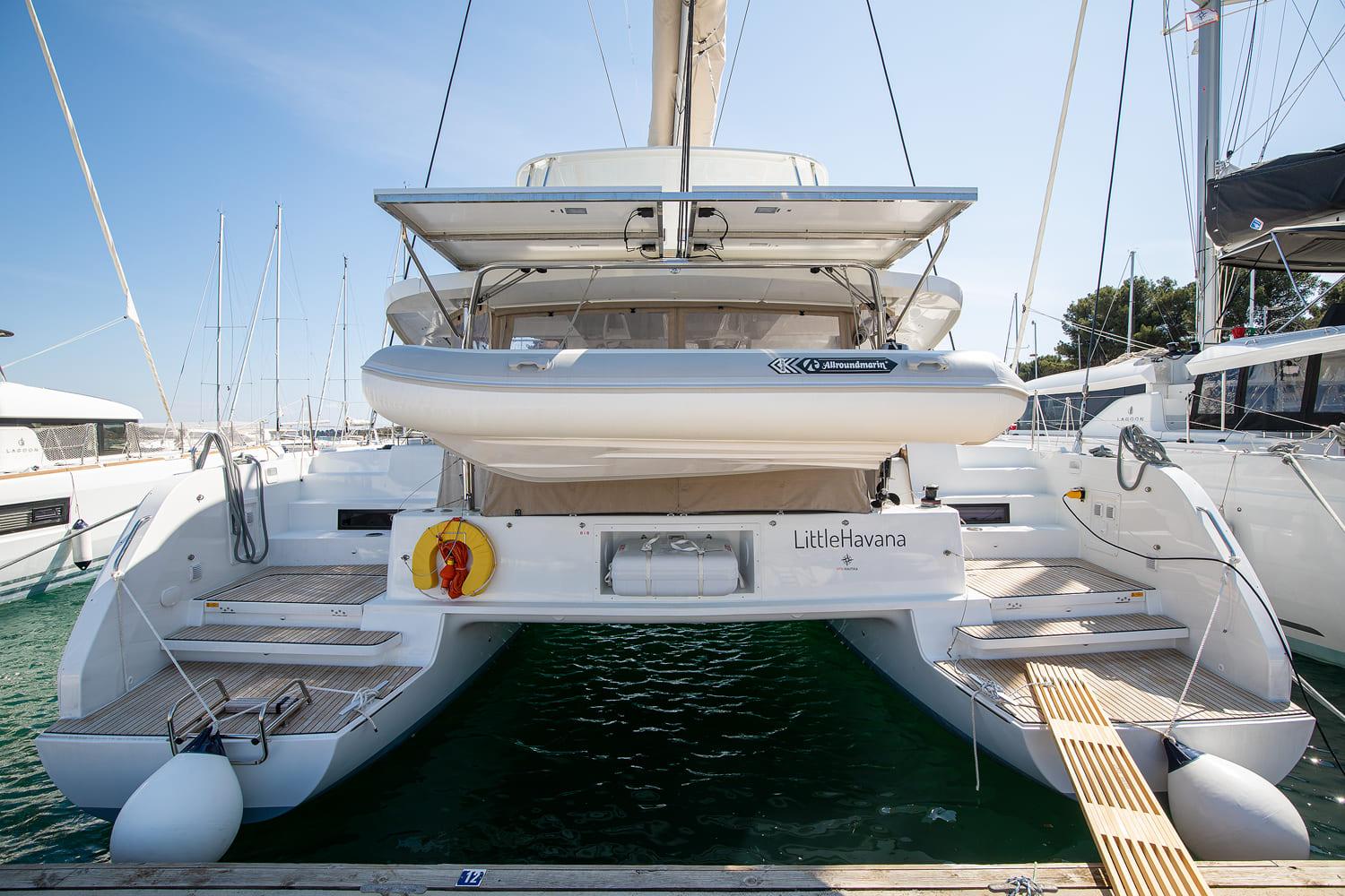 Lagoon 46 - 4 + 2 cab., picture 3