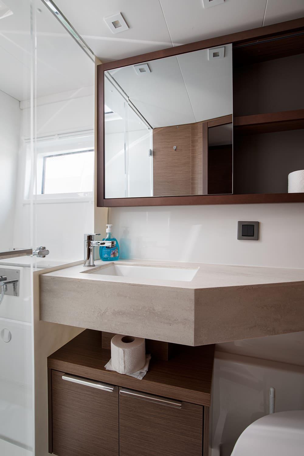 Lagoon 46 - 4 + 2 cab., picture 21