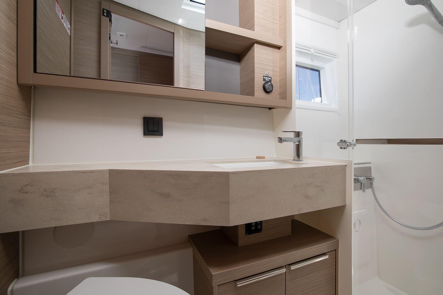 Lagoon 46 - 4 + 2 cab., picture 25