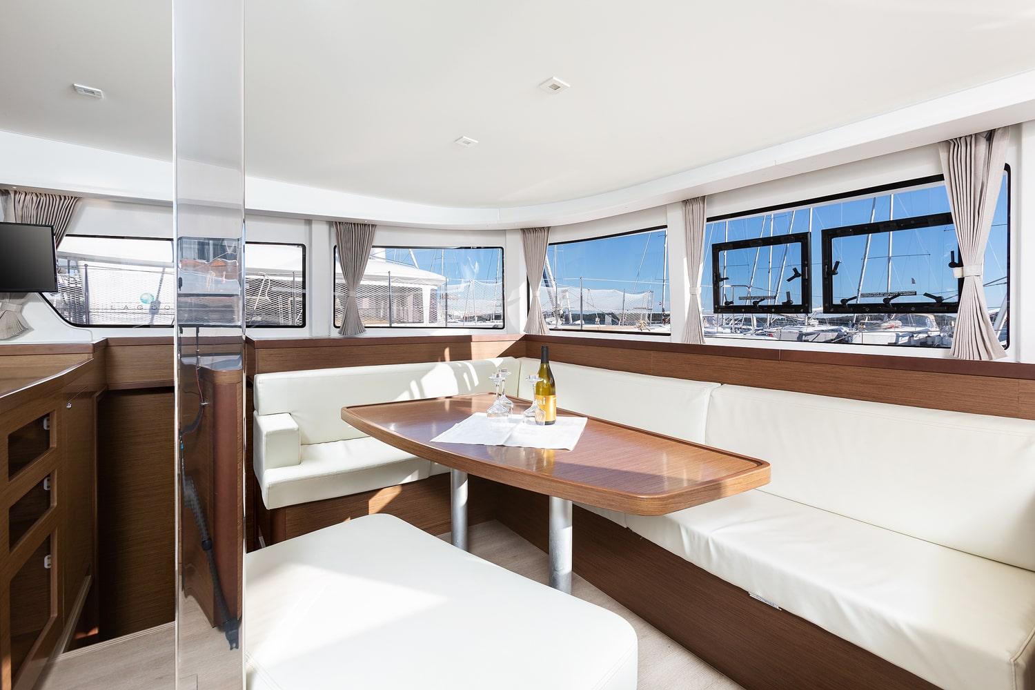 Lagoon 42 - 4 + 2 cab., picture 5