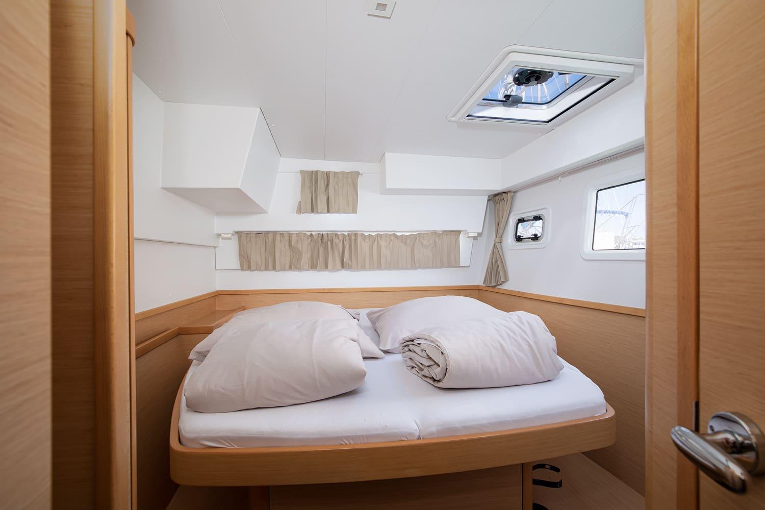 Lagoon 42 - 4 + 1 cab., picture 21