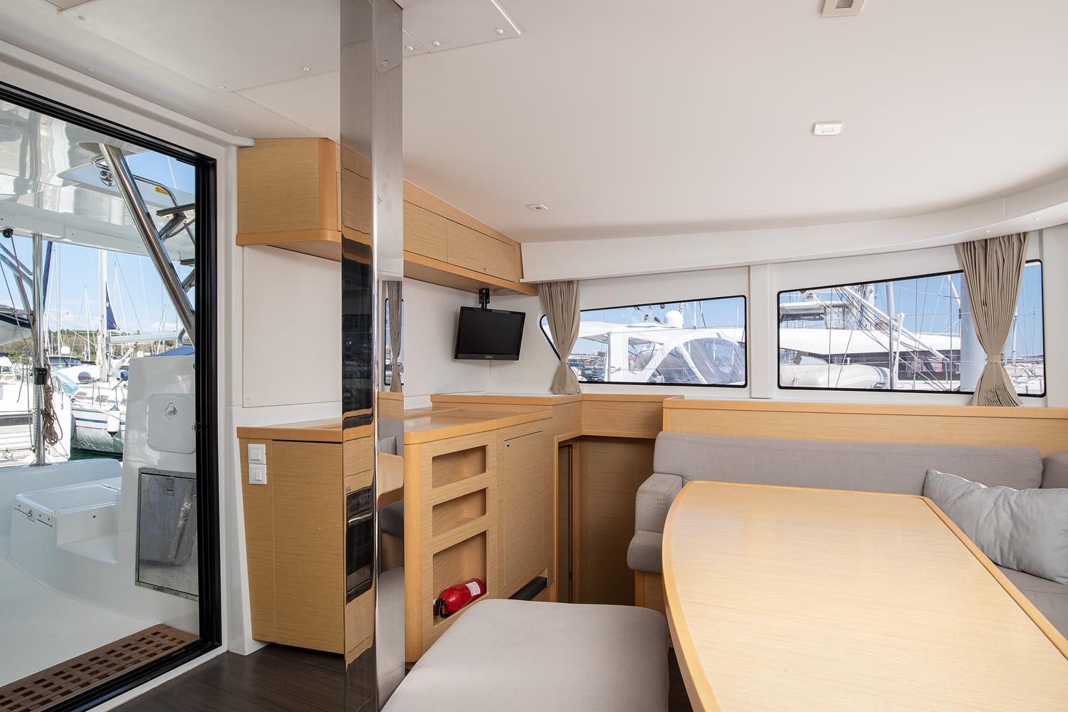 Lagoon 42 - 4 + 1 cab., picture 14