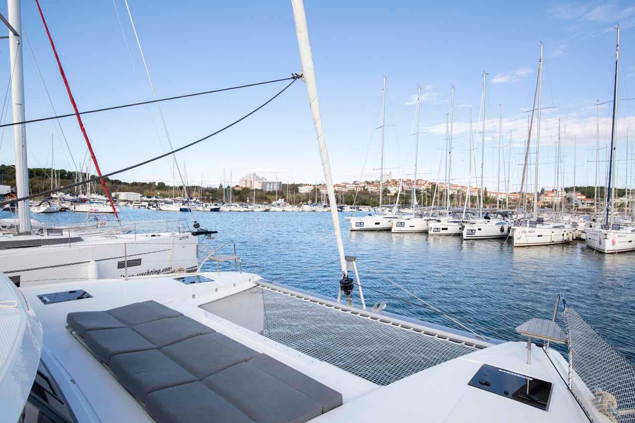 Fountaine Pajot Astrea 42, picture 7