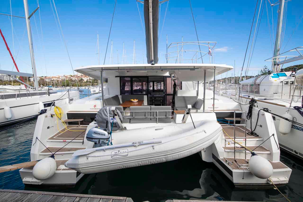 Fountaine Pajot Astrea 42, picture 1