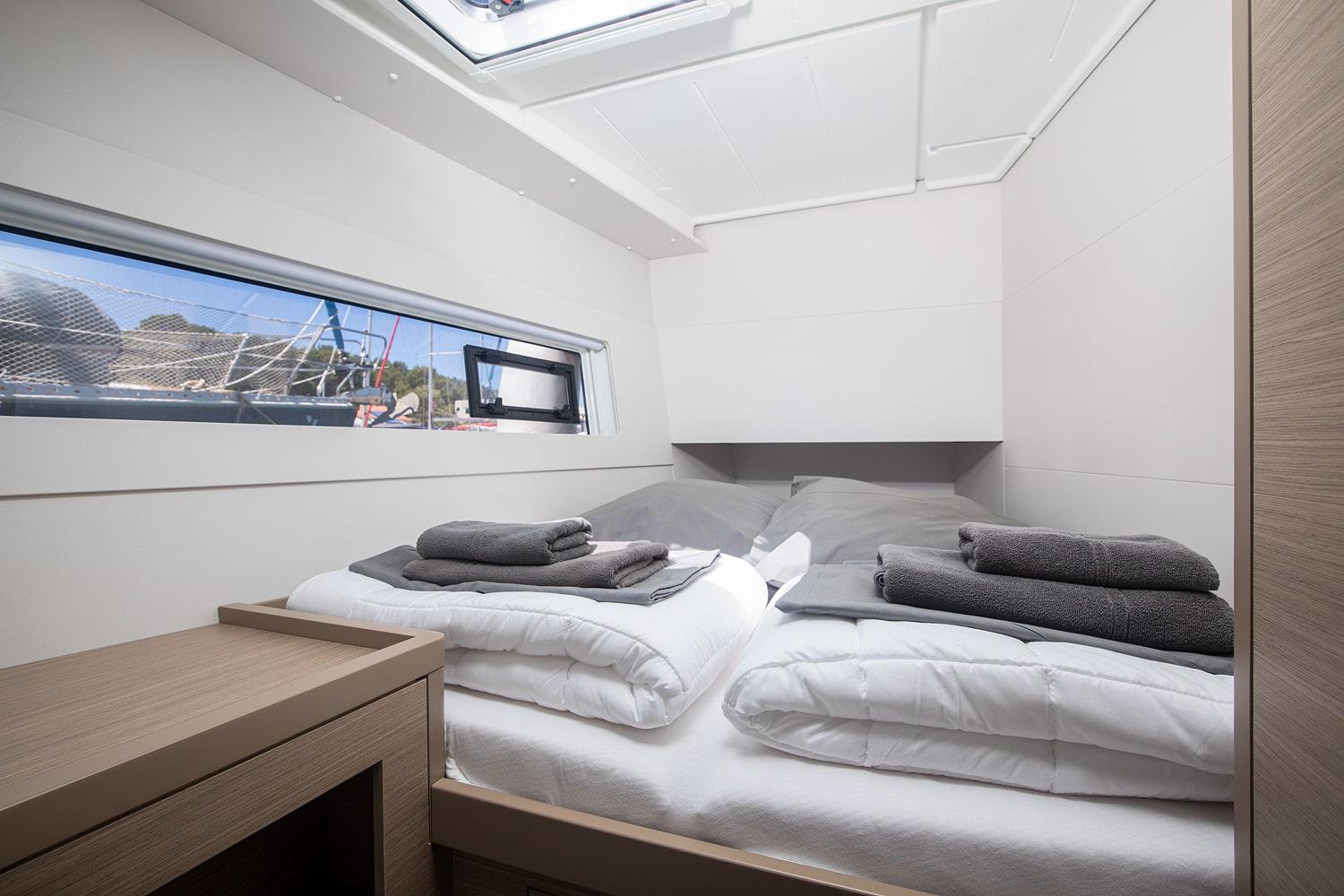 Lagoon 40 - 4 + 2 cab, picture 16