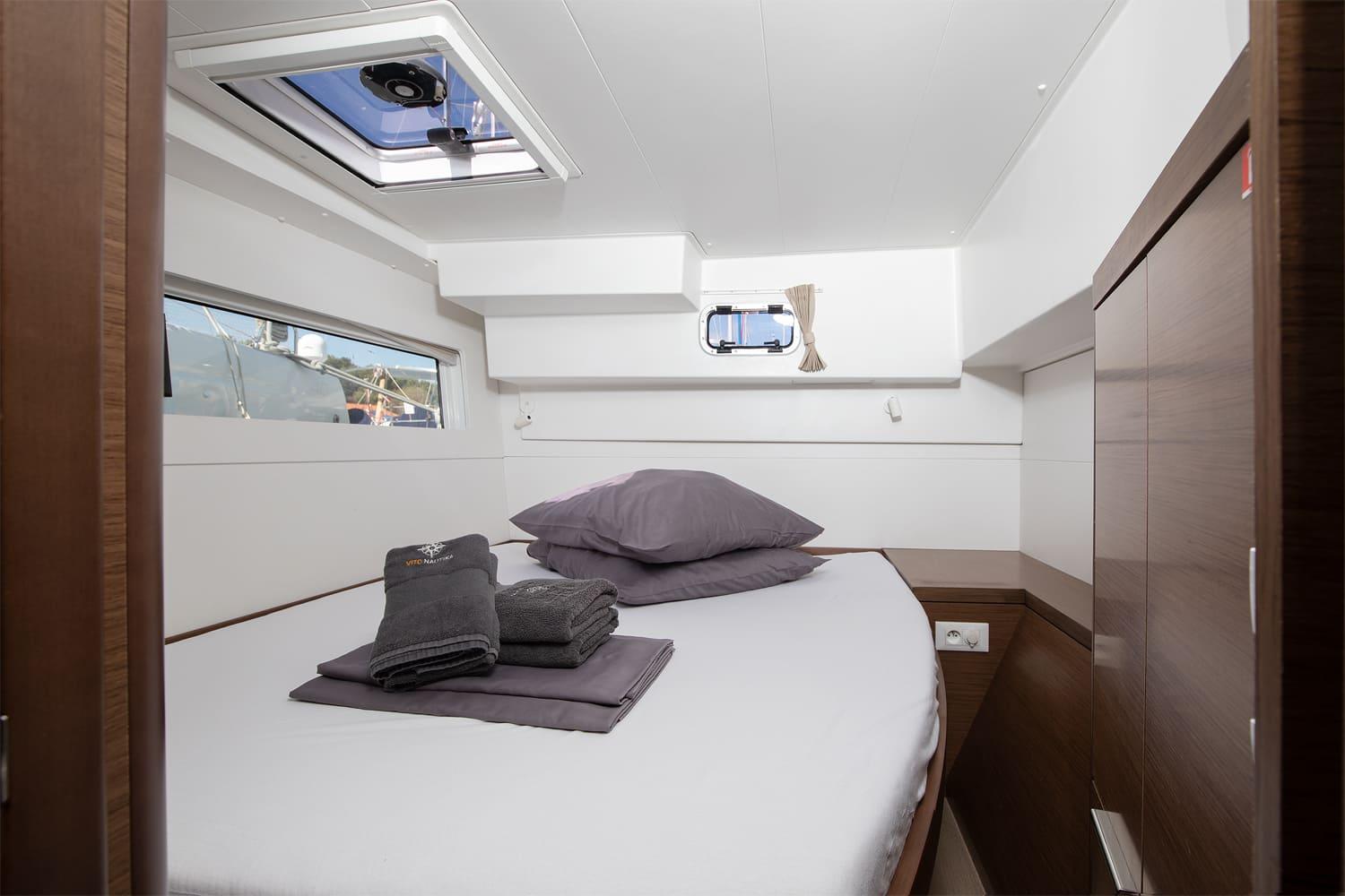 Lagoon 40 - 4 + 2 cab, picture 18