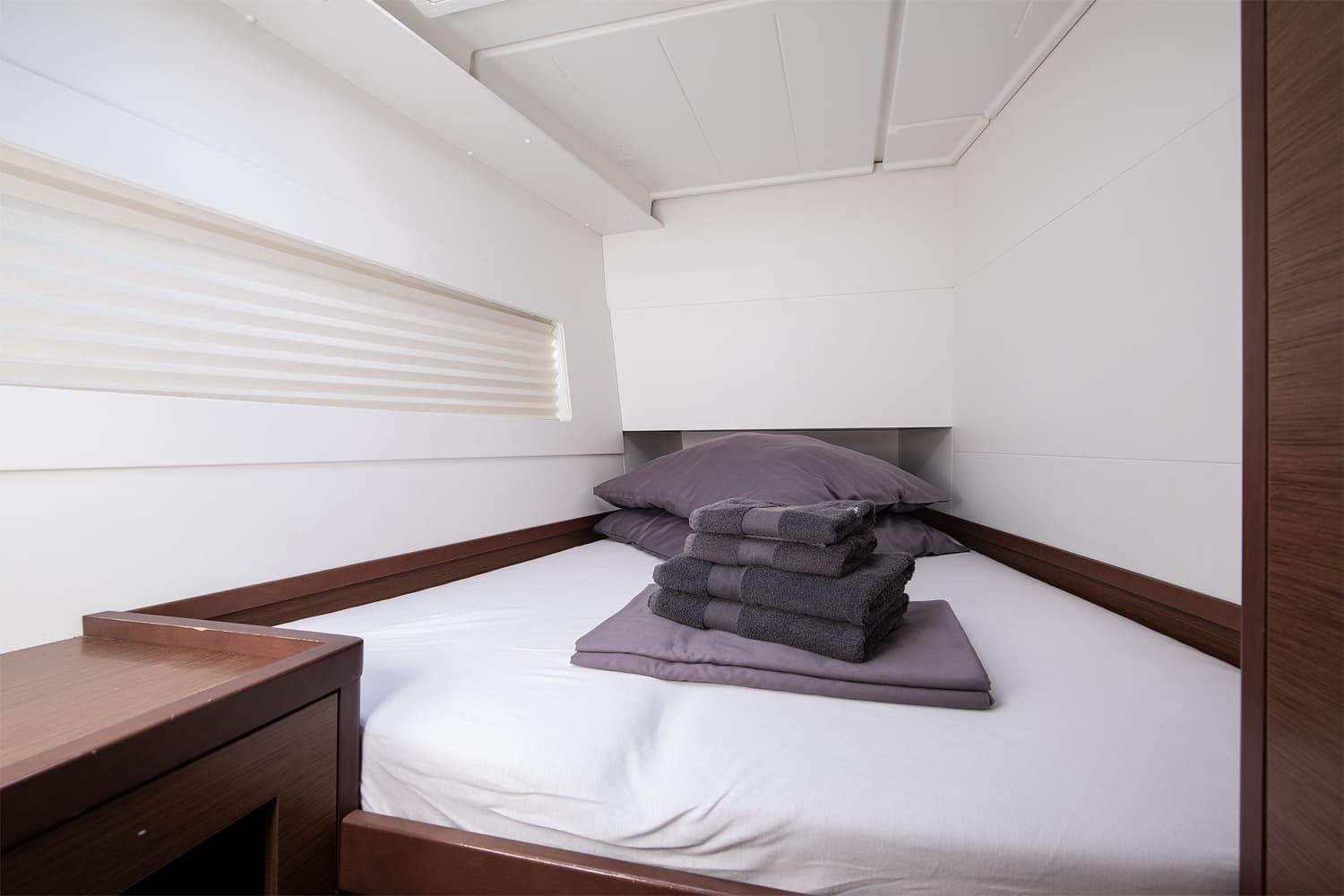 Lagoon 40 - 4 + 2 cab, picture 14